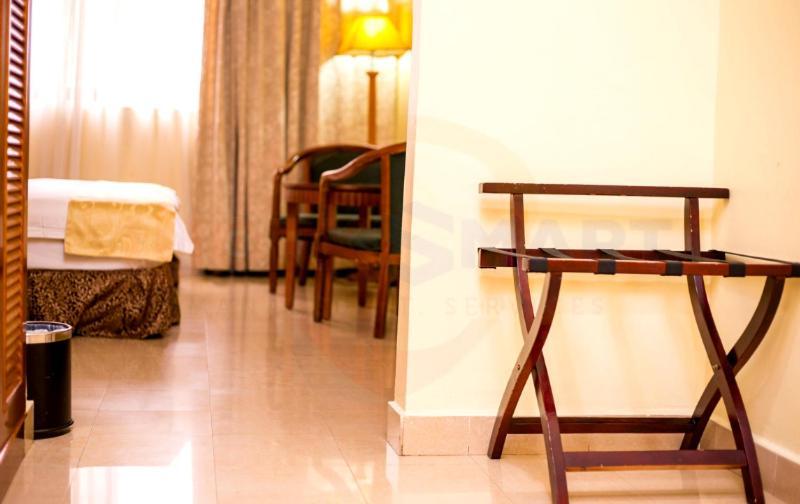 Hotel Marjorie 'Y' ทีมา ภายนอก รูปภาพ