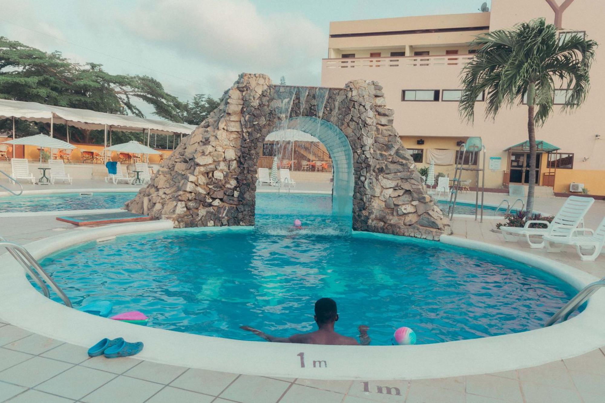 Hotel Marjorie 'Y' ทีมา ภายนอก รูปภาพ